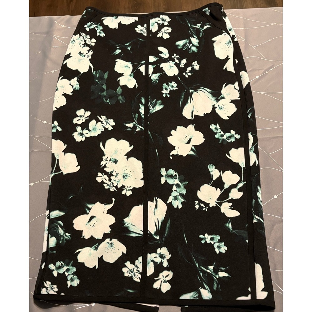 Worthington Floral Pencil Skirt Womens Medium Black White Sage Green Scuba Midi